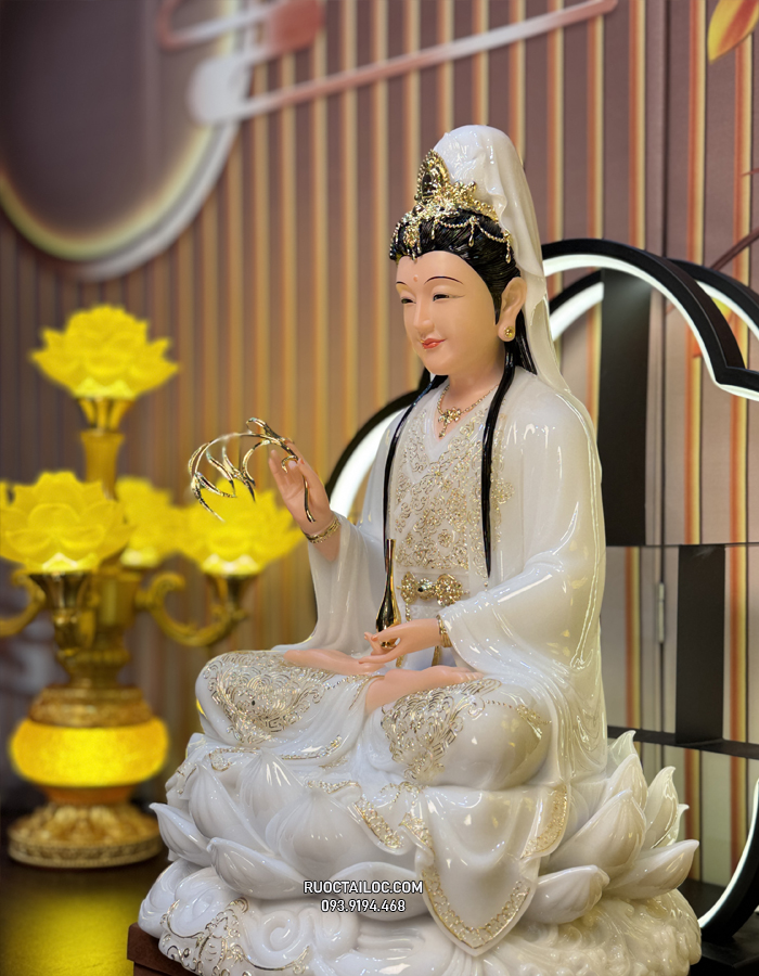 Tượng Quan Âm Bồ Tát Trắng Dát vàng đẹp
