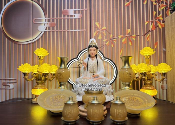Tượng Quan Âm Bồ Tát Trắng Dát vàng đẹp