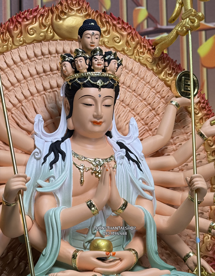 Tượng Thiên Thủ Thiên Nhãn Composite Gấm Xanh đẹp