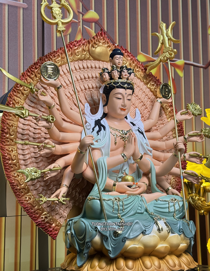 Tượng Thiên Thủ Thiên Nhãn Composite Gấm Xanh đẹp