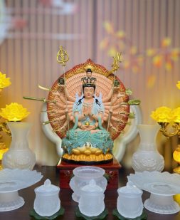 Tượng Thiên Thủ Thiên Nhãn bằng composite đẹp