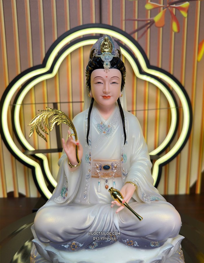 Tượng Quan Âm Bồ Tát Bằng bột đá vẽ gấm phủ mờ đẹp