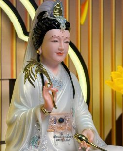 Tượng Quan Âm Bồ Tát Bằng bột đá vẽ gấm phủ mờ đẹp