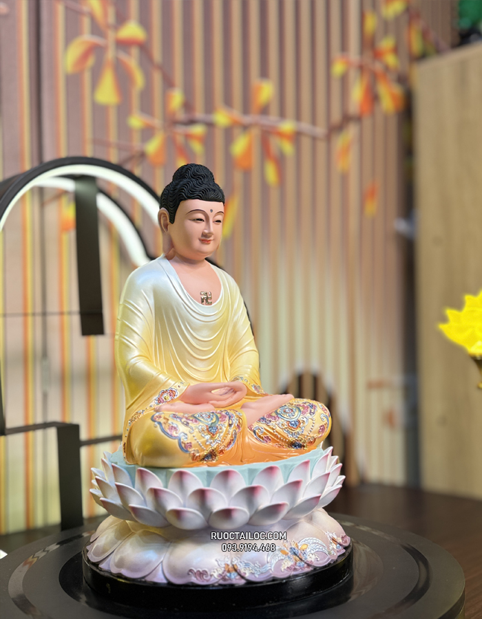 tượng Phật Dược Sư gấm vàng composite đế sen nở đẹp