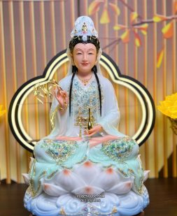 Tượng Quan Âm Xanh Viền Vàng Đế Mây Sóng Nước đẹp