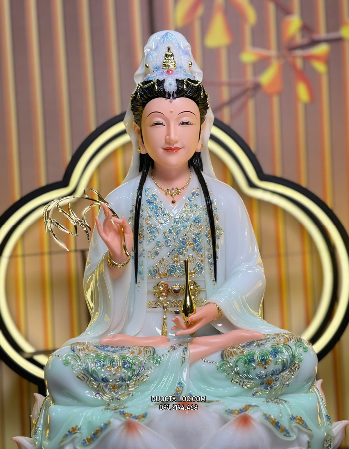 Tượng Quan Âm Xanh Viền Vàng Đế Mây Sóng Nước đẹp