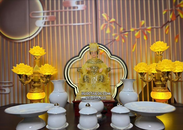 Tượng Thiên Hậu Thánh Mẫu bằng bột đá thạch anh đẹp