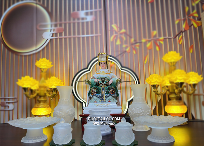 Tượng Thiên Hậu Thánh Mẫu Xanh Ngọc Bằng Bột Đá THTM-022