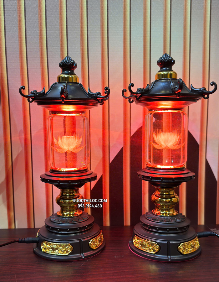 cặp đèn pha lê mái chùa thờ cúng đẹp