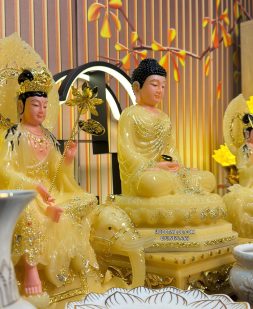 Hoa Nghiêm Tam Thánh Thạch Anh đẹp