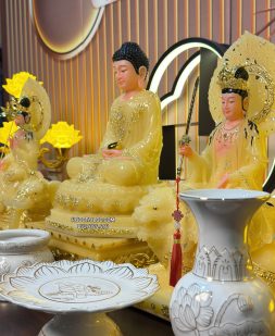 Hoa Nghiêm Tam Thánh Thạch Anh đẹp
