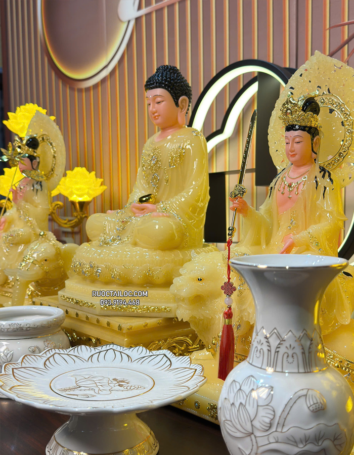 Hoa Nghiêm Tam Thánh Thạch Anh đẹp