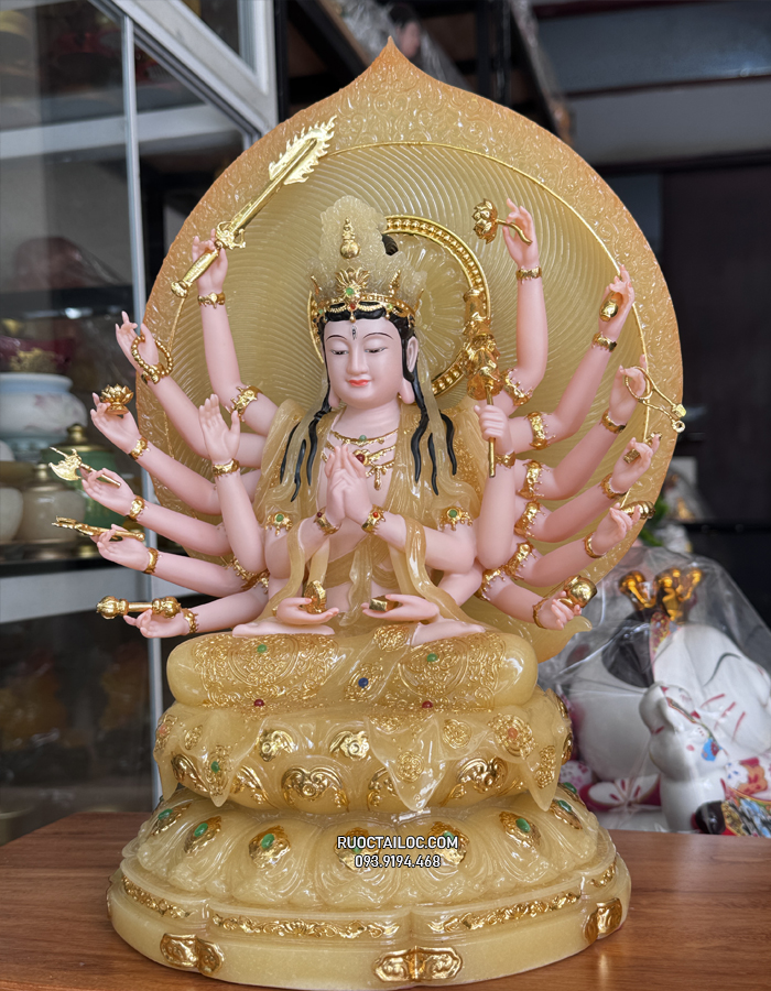tượng Bồ Tát Chuẩn Đề bằng bột đá thạch anh đẹp