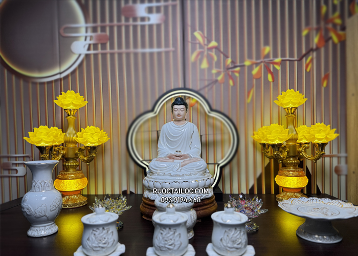 Tôn Tượng Bổn Sư thích Ca Mâu Ni bằng sứ trắng nhiều kích thước