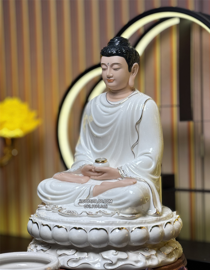 Tôn Tượng Bổn Sư thích Ca Mâu Ni bằng sứ trắng nhiều kích thước