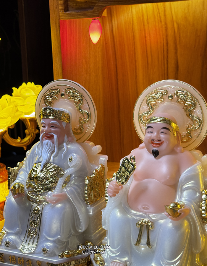 Tượng Ông Địa Thần Tài bằng bột đá trắng có hào quang đẹp