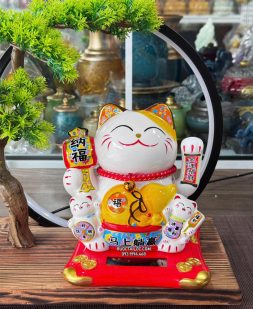 Mèo Thần tài năng lượng cầm búa khai vận đẹp