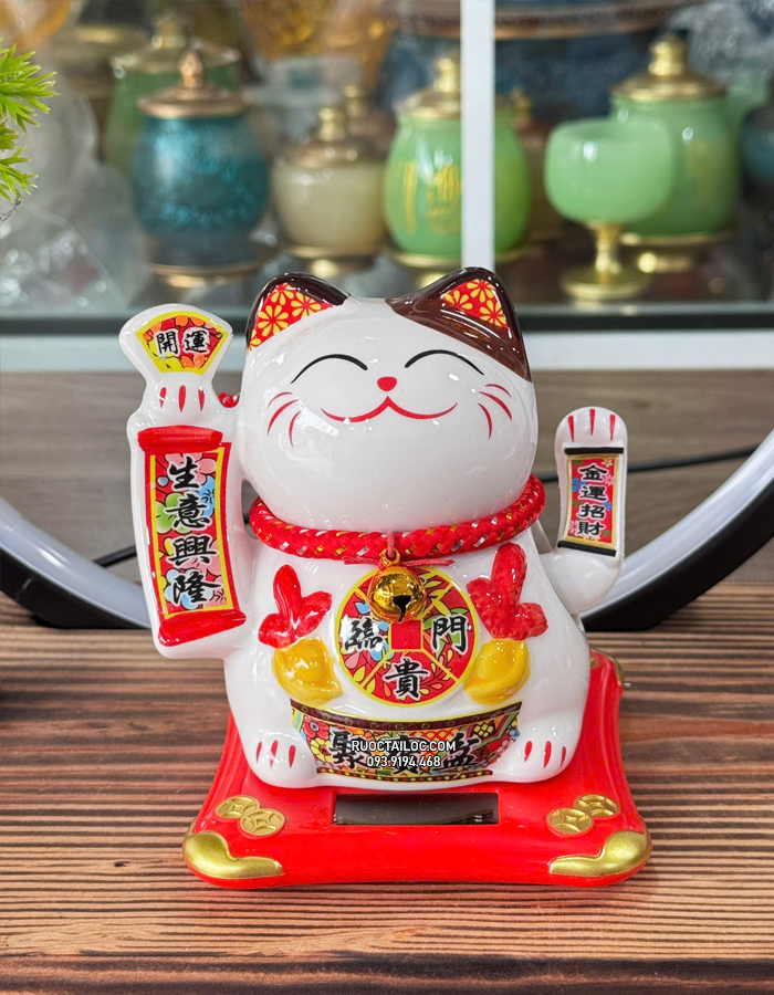 mèo thần tài năng lượng liễn quạt