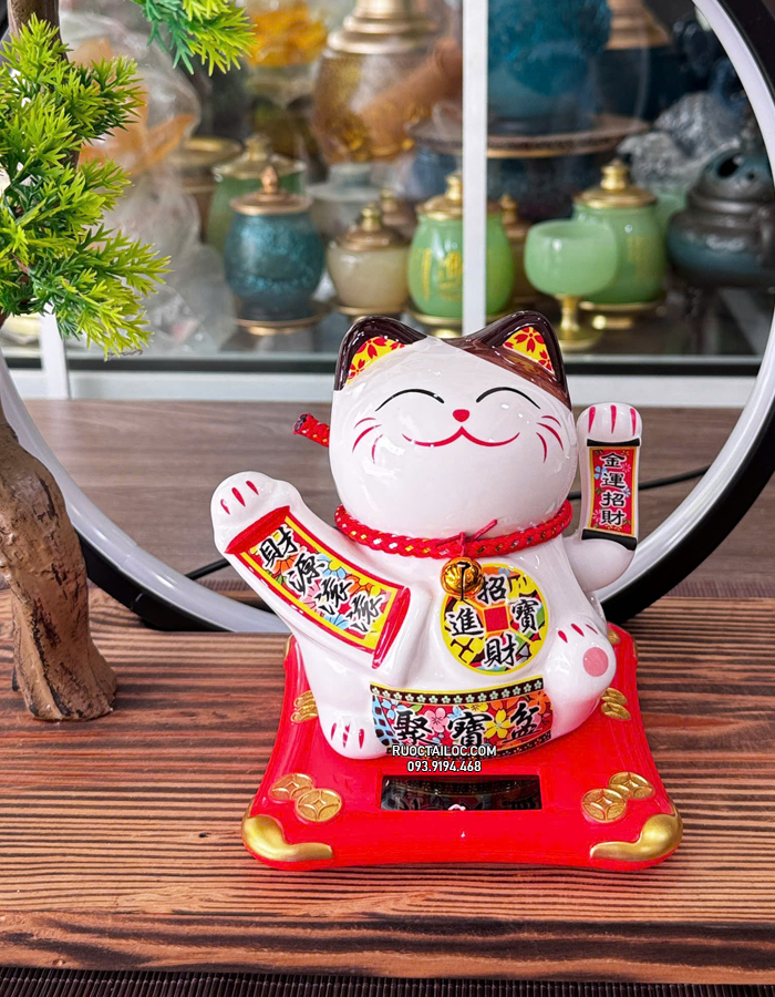 Mèo Thần Tài năng lượng Kim Vận chiêu Tài