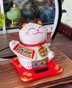 Mèo Thần Tài năng lượng Kim Vận chiêu Tài