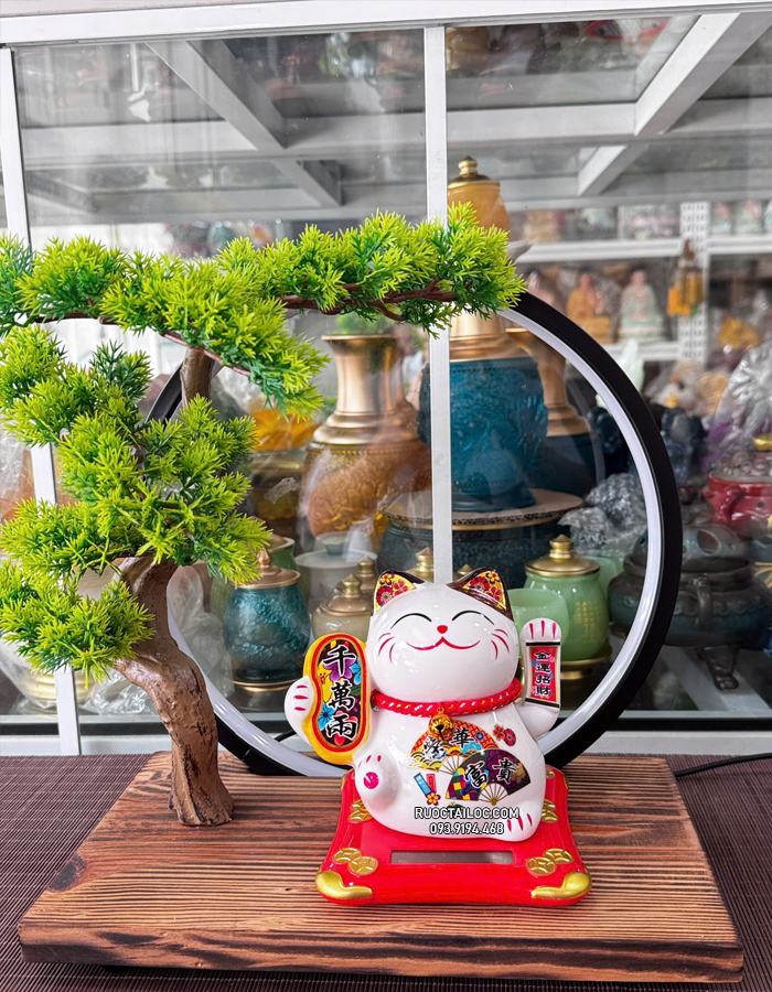mèo thần tài năng lượng phú quý