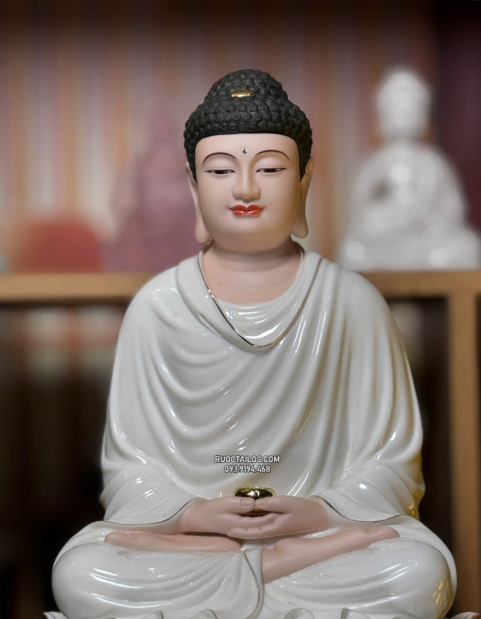 Tôn Tượng Bổn Sư Thích Ca Mâu Ni bằng sứ trắng đế xanh đẹp