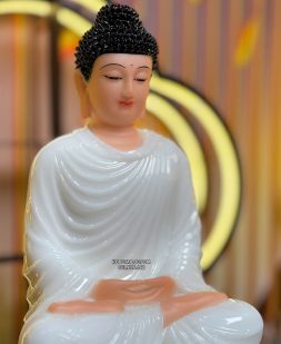 tôn tượng Bổn Sư Thích Ca Mâu Ni bằng bột đá trắng đẹp