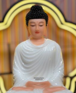 tôn tượng Bổn Sư Thích Ca Mâu Ni bằng bột đá trắng đẹp